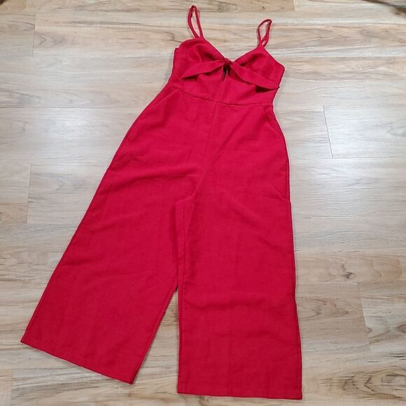🔸️Red Cutout Tie Front Culotte Sleeveless Jumpsuit XSmall - Picture 3 of 15
